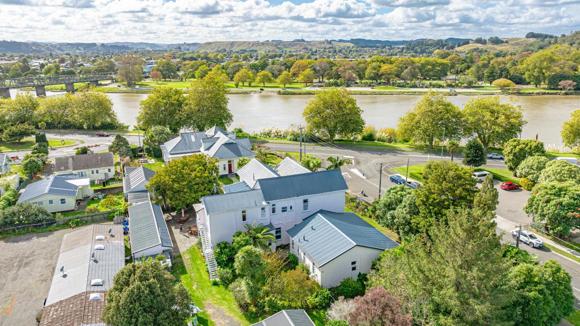 Braemar House B&B And Yha Hostel Whanganui Exterior photo
