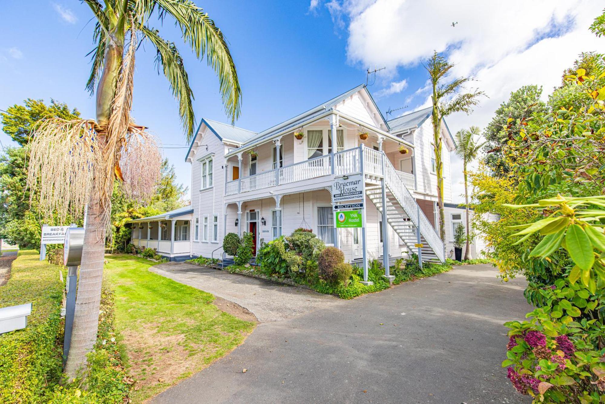Braemar House B&B And Yha Hostel Whanganui Exterior photo