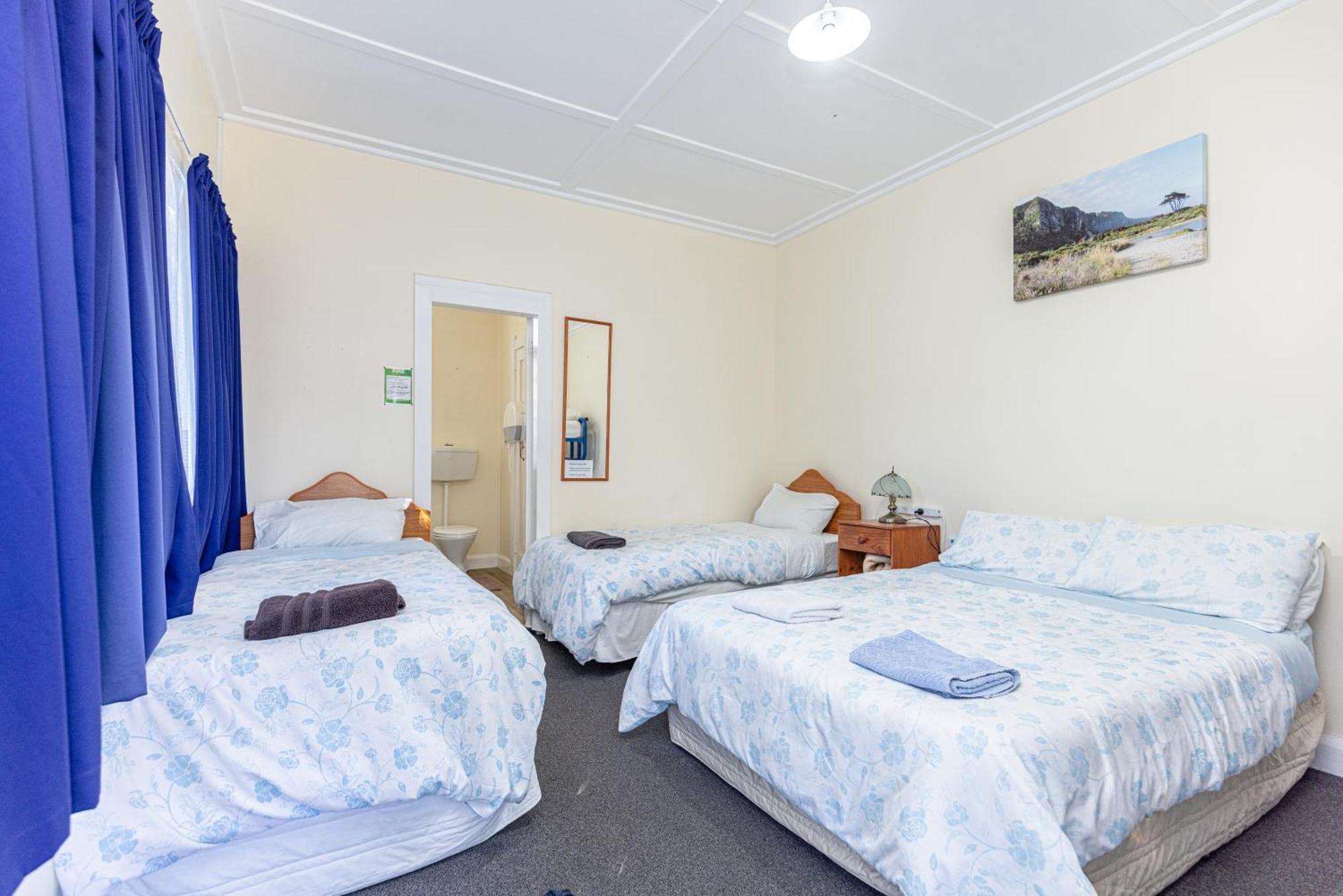 Braemar House B&B And Yha Hostel Whanganui Exterior photo