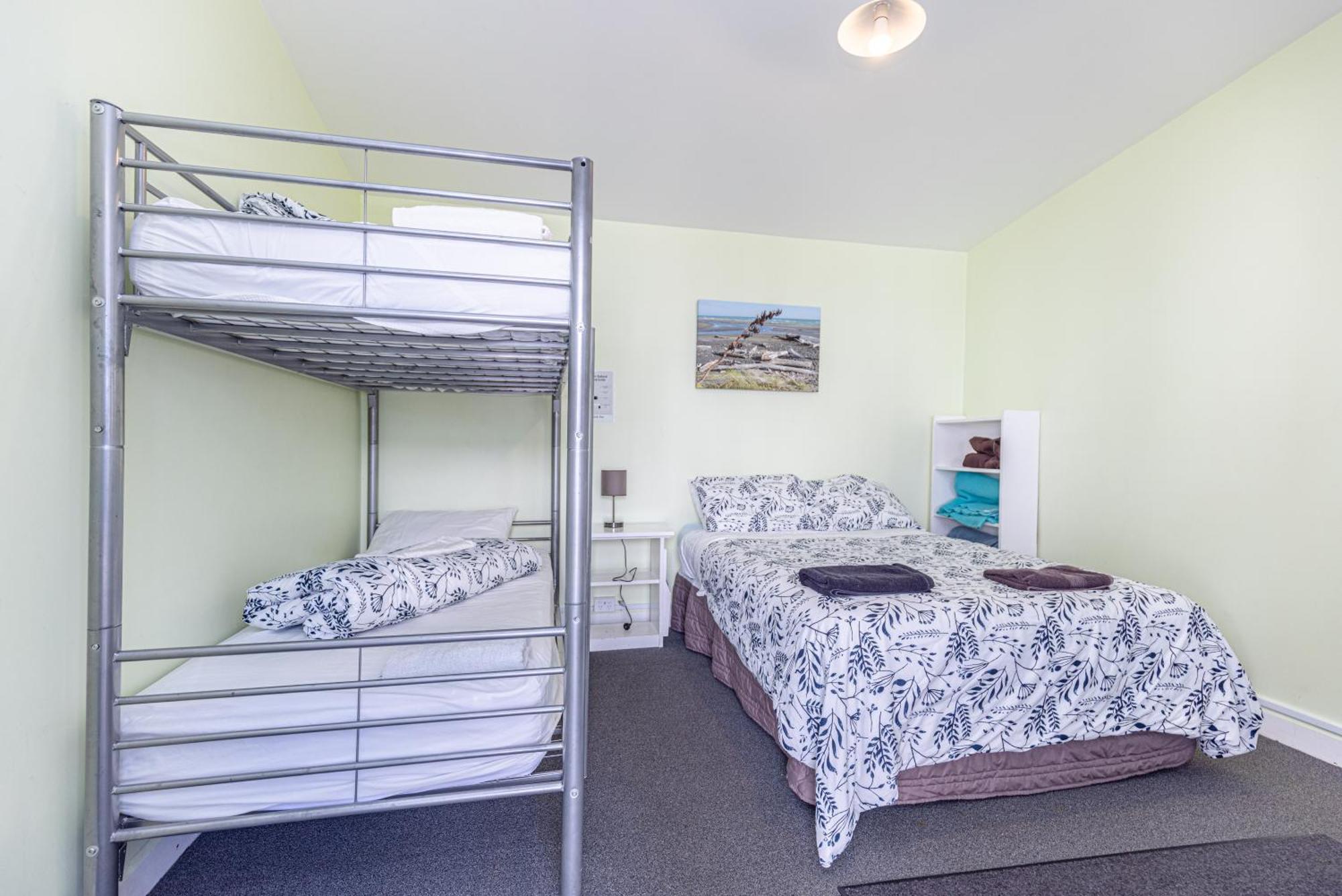 Braemar House B&B And Yha Hostel Whanganui Exterior photo
